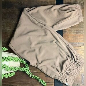 New York and Company Stretch Joggers